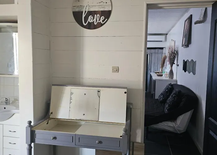 Δωμάτια σε οικογενειακή κατοικία Chezoulalandaise